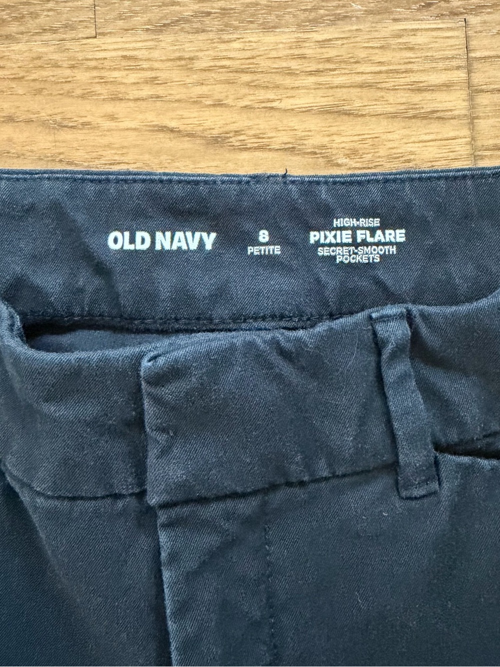 Old Navy Black Flare Leg Jeans - Picture 2 of 3
